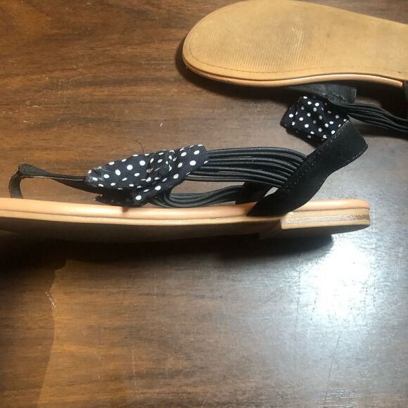 Torrid Black and Tan Sandals with Playful Bow - Picture 5 of 5